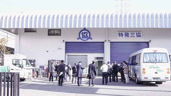 バスツアーの様子。株式会社特発三協製作所